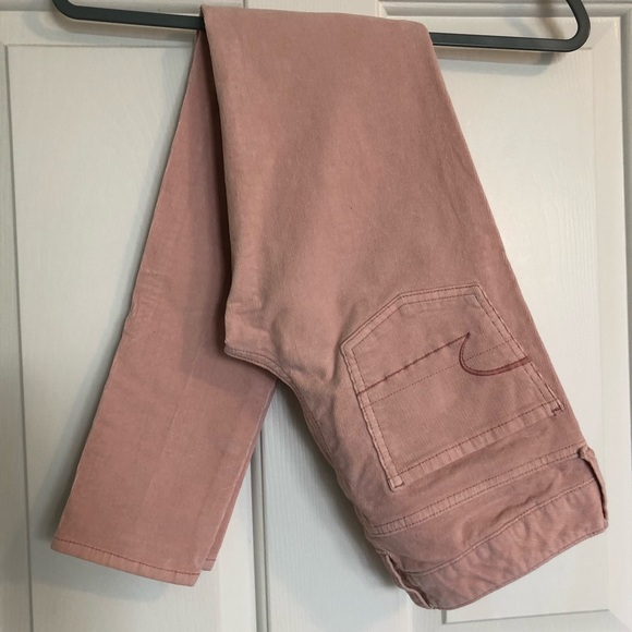 American Eagle Outfitters Pants - American Eagle super stretch jeggings corduroy